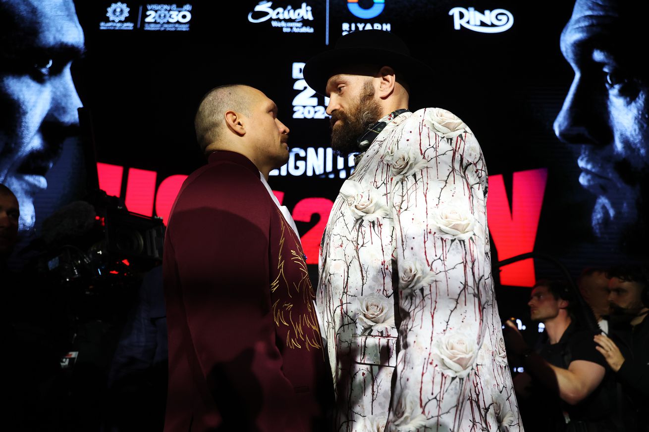 Watch Oleksandr Usyk, Tyson Fury stare each other down for over 10 minutes in intense faceoff