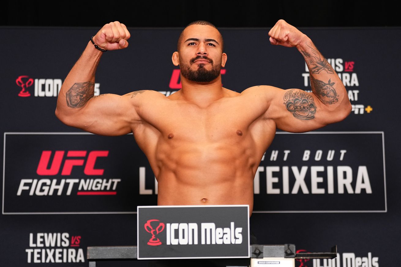 ‘I’m never going back to 205’: Vitor Petrino celebrates heavyweight debut at UFC Nashville