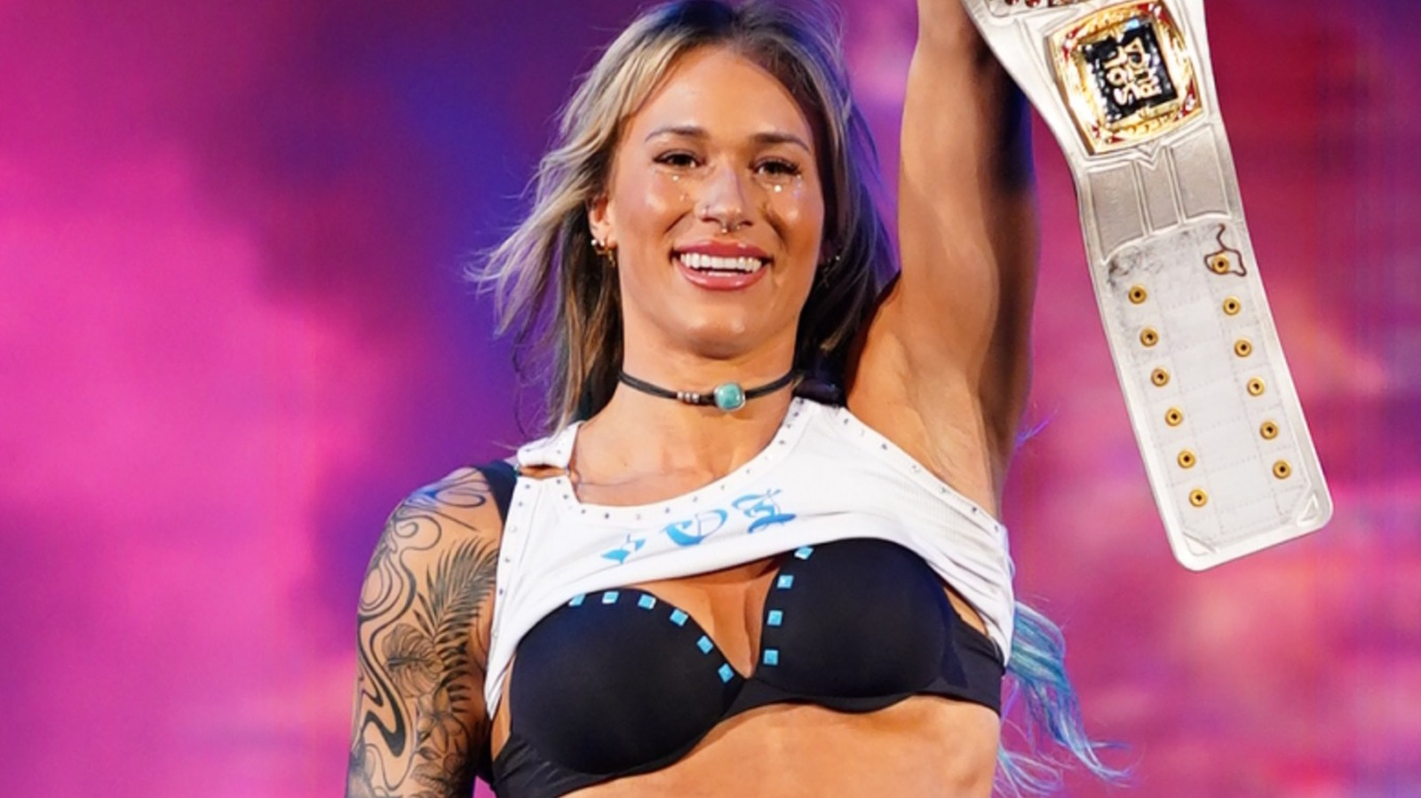 Sol Ruca Escapes Chaotic WWE NXT Main Event With Women’s NA Title