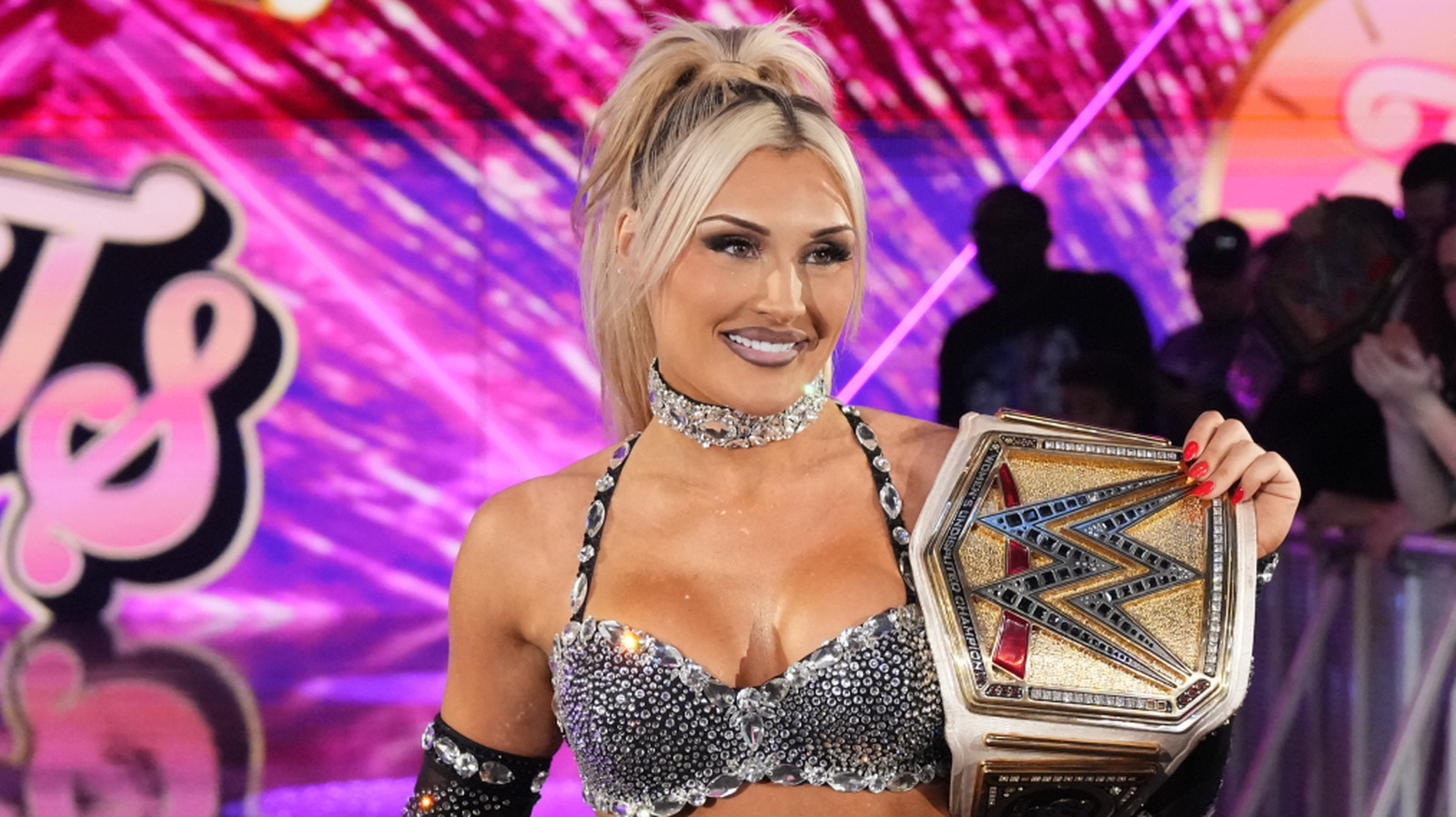 Bryan Alvarez Identifies Likely Spot In Which WWE’s Tiffany Stratton Got Hurt