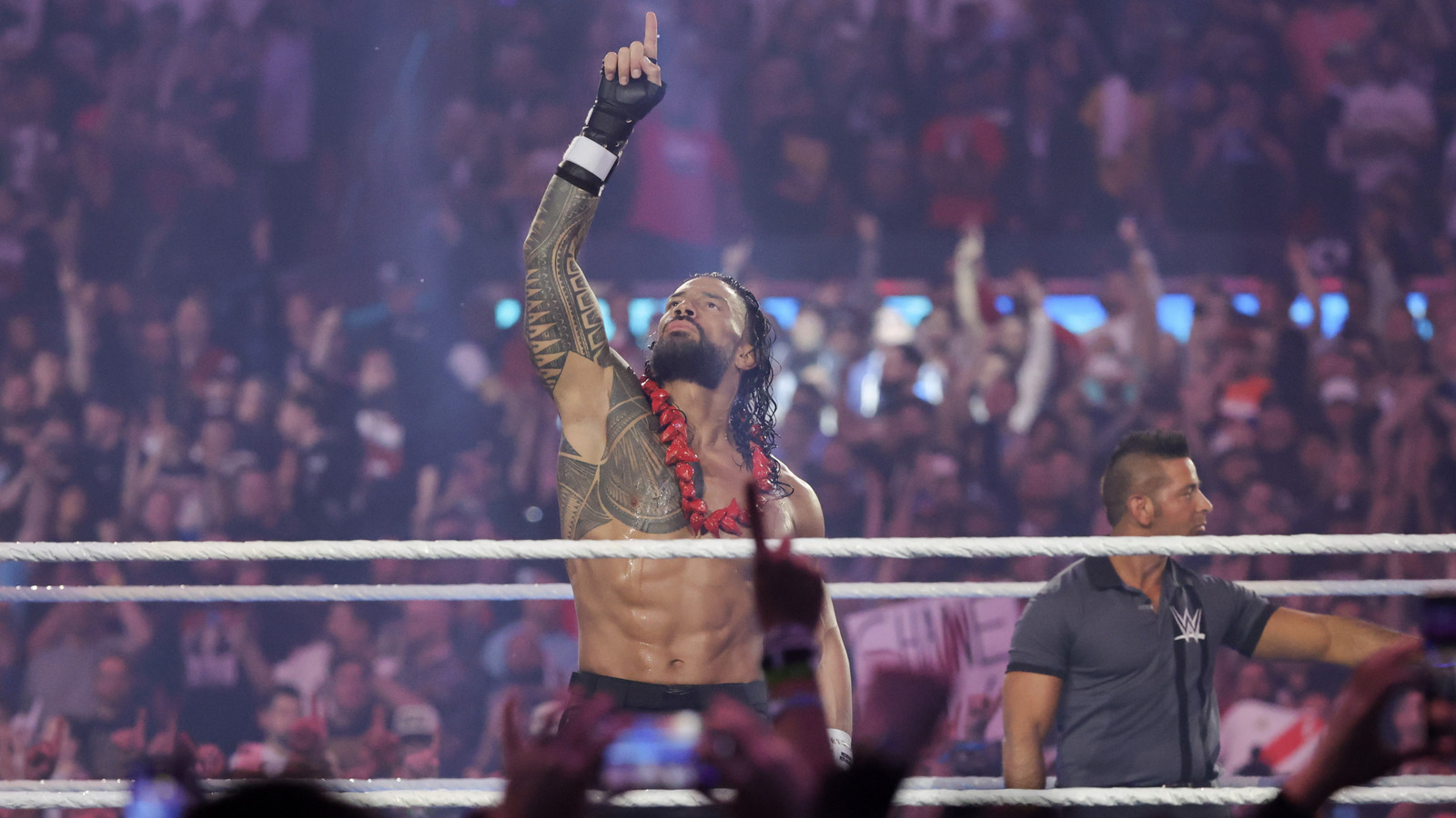 Roman Reigns Bemoans Grueling Trip To Perth For WWE Crown Jewel