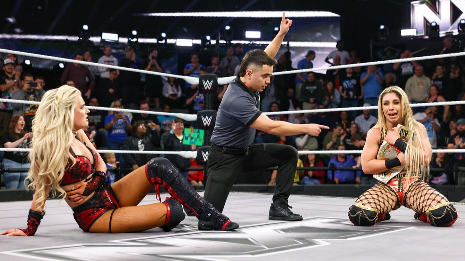 Backstage News On Possible Heat On WWE Referee Who Counted Unplanned NXT Title Change