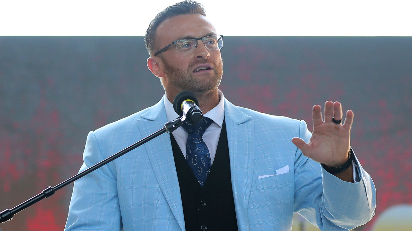 Absent WWE Star Reportedly Backstage At Today’s SmackDown