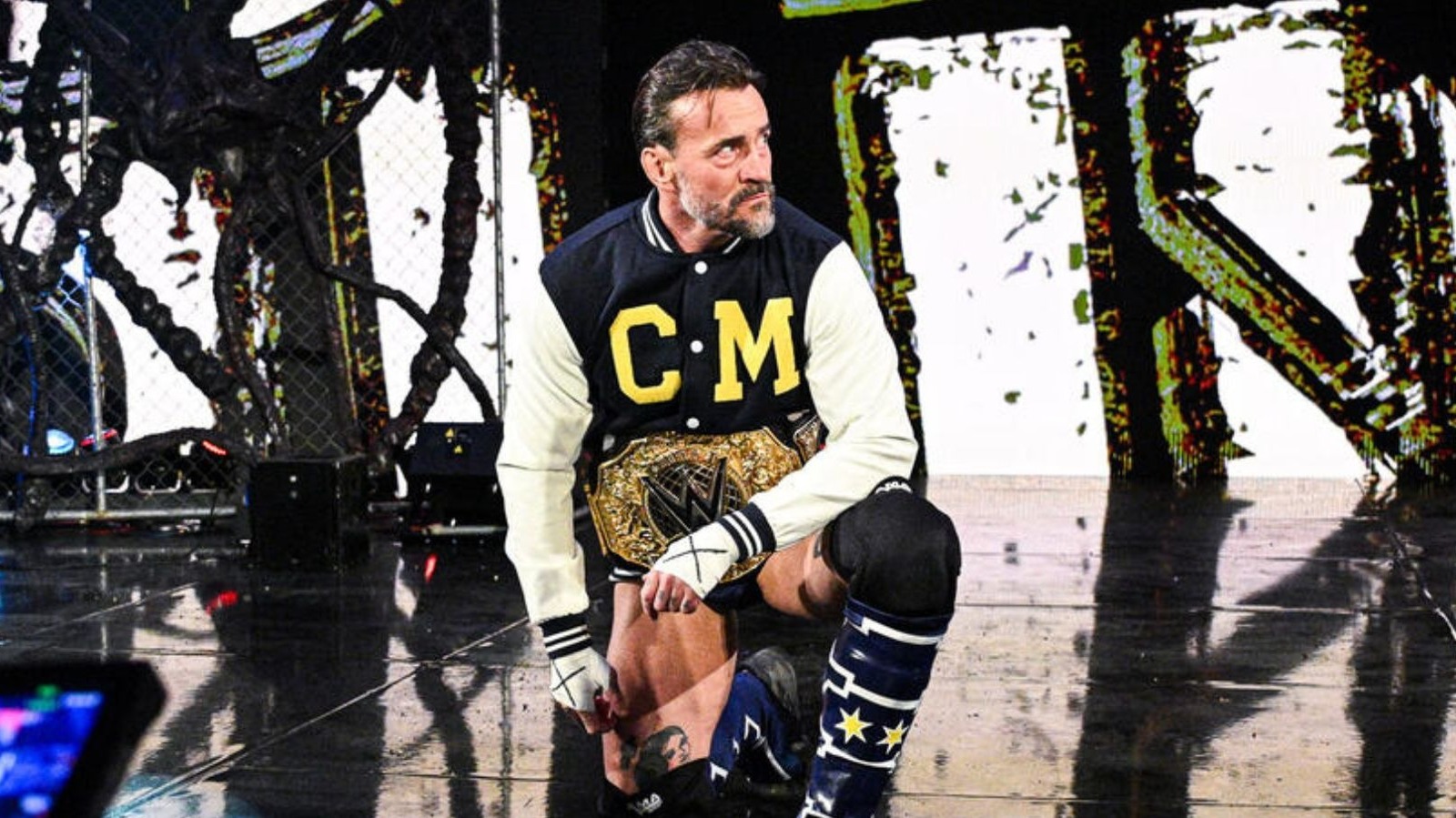 CM Punk To Defend WWE World Title Against Finn Balor On Next Week’s Raw In Ireland