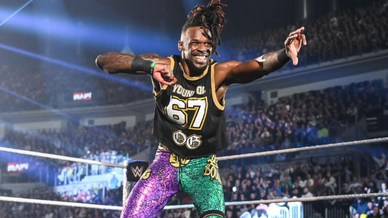 Je’Von Evans Appears To Suffer Injury, WWE Raw Match Called Off