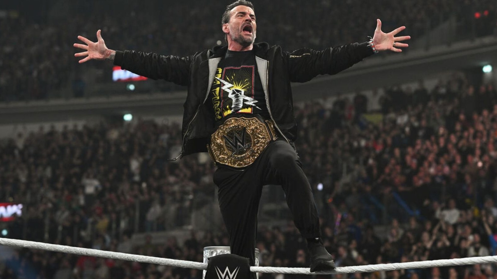 CM Punk Retains Over Finn Balor In Ireland After Hard-Fought WWE Raw Title Match