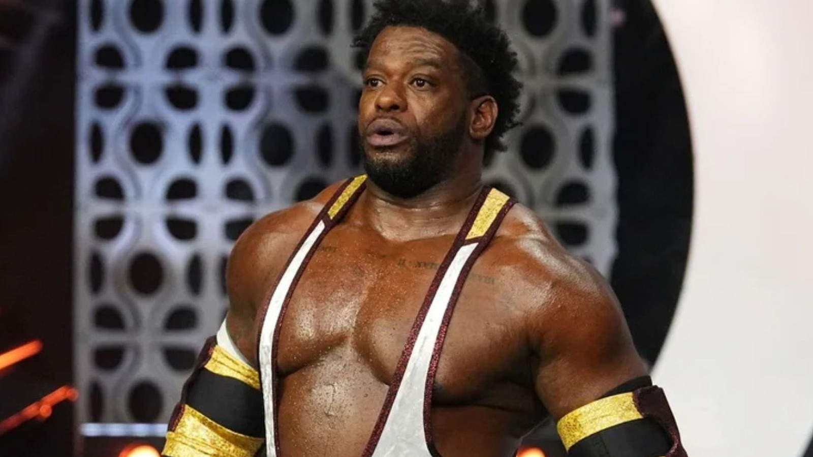 Former AEW Star Powerhouse Hobbs Signs With WWE, New Ring Name Reportedly Revealed