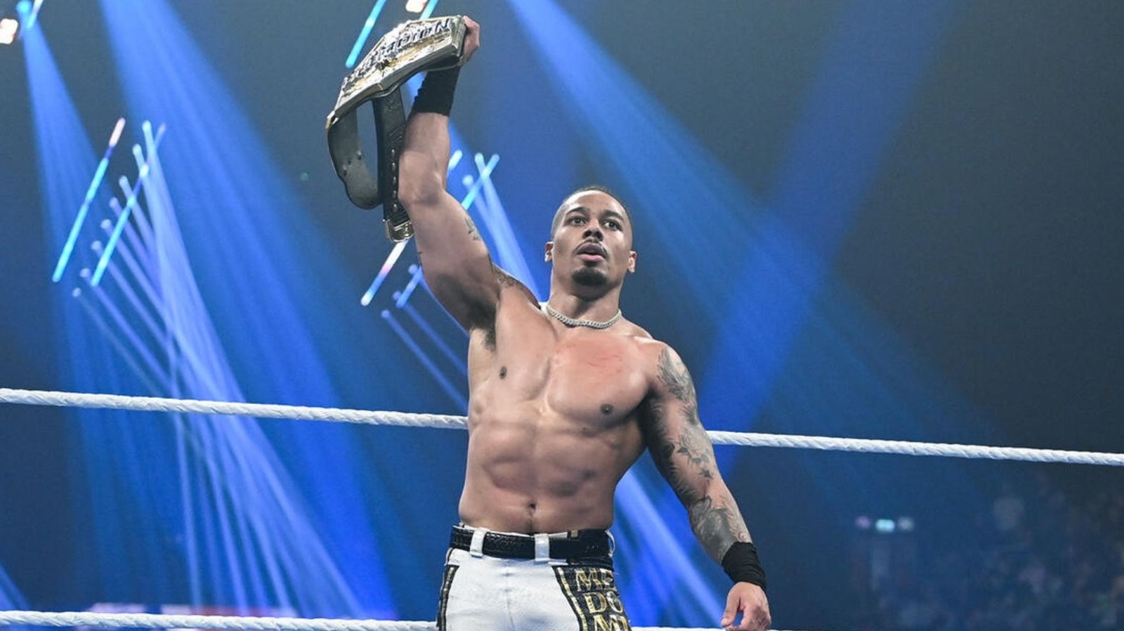 Carmelo Hayes Defeats Rey Fenix On WWE SmackDown In Latest US Title Open Challenge