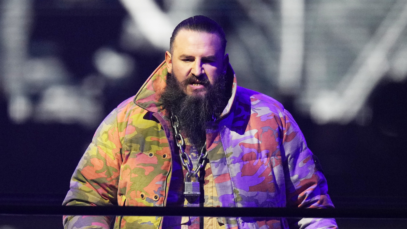 AEW Dynamite Ref Suggests He Waited To Ring Bell So ‘F*** ICE’ Chant ‘Could Resonate’