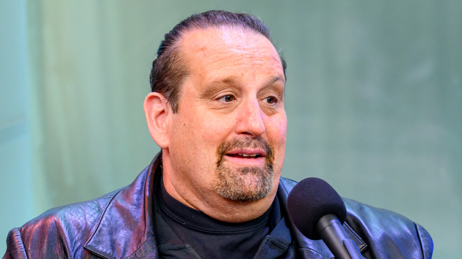Tommy Dreamer Believes WWE’s ‘Old School’ Mystery Crate May Relate To GUNTHER