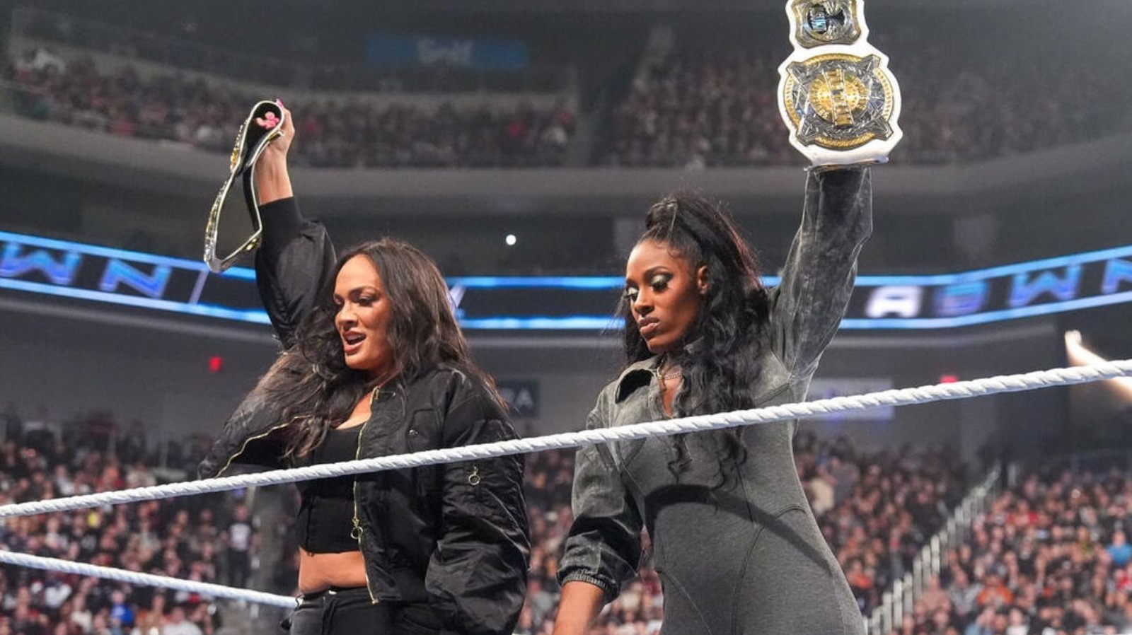 Nia Jax & Lash Legend Dethrone RHIYO, Win WWE Women’s Tag Titles On SmackDown
