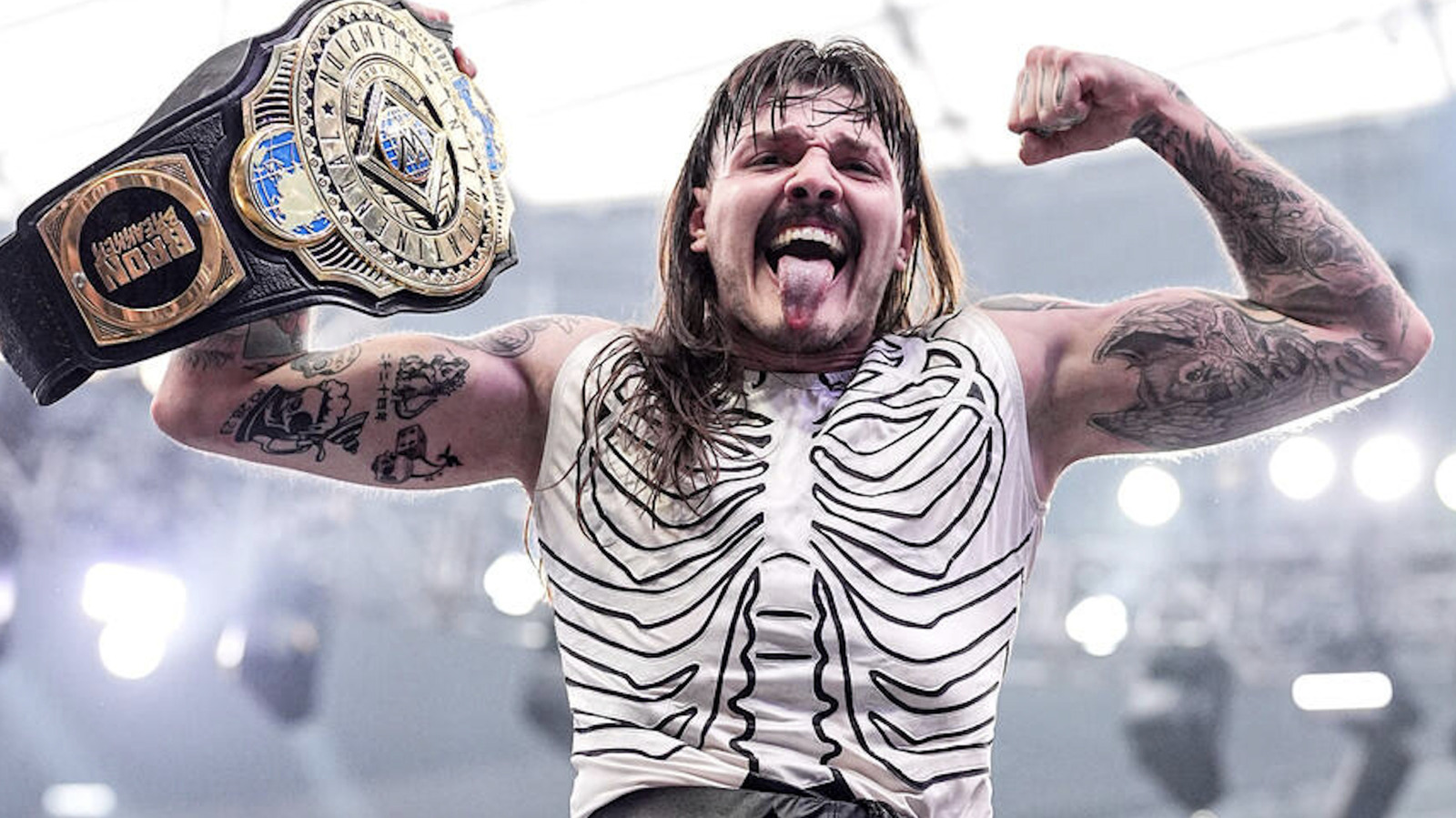 WWE Raw Results 3/2 – Intercontinental Championship On The Line, Roman Reigns & CM Punk Appear