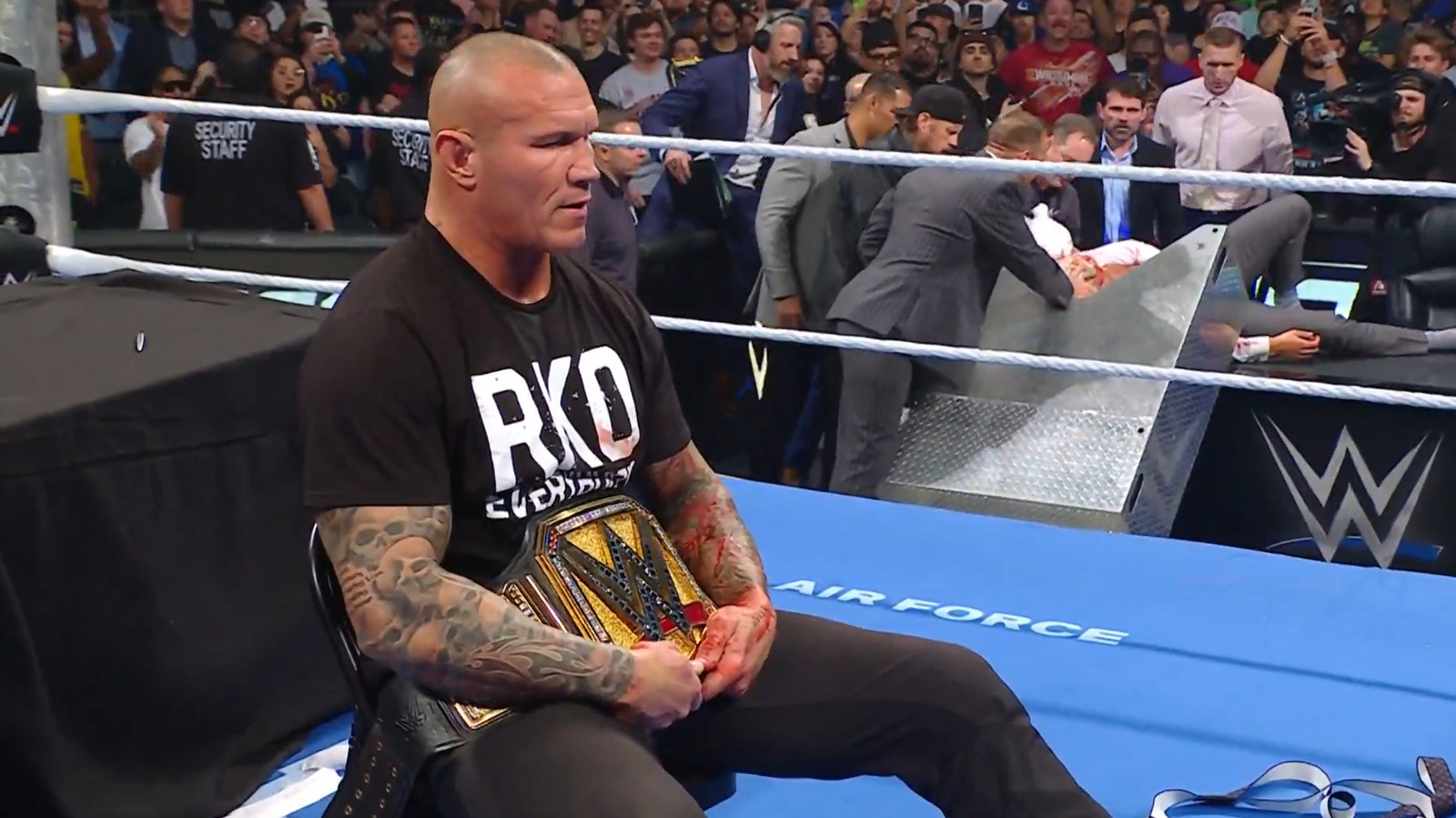 Randy Orton Turns Heel, Bloodies Cody Rhodes After Signing Contract On WWE SmackDown