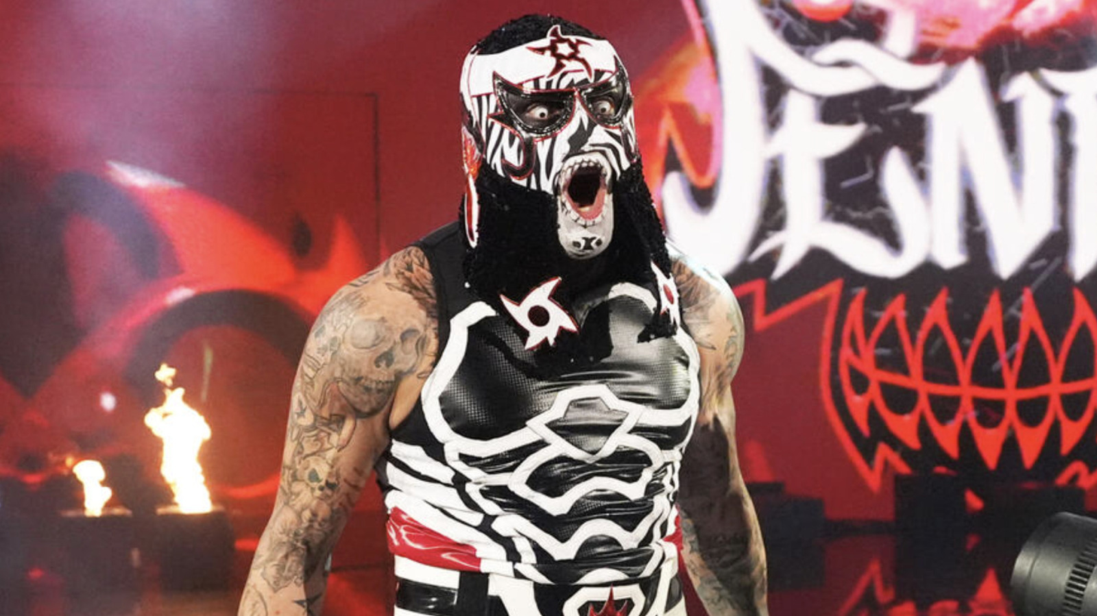 WWE Raw Results 3/23 – Intercontinental Championship Up For Grabs, The Vision Takes On The Usos & More