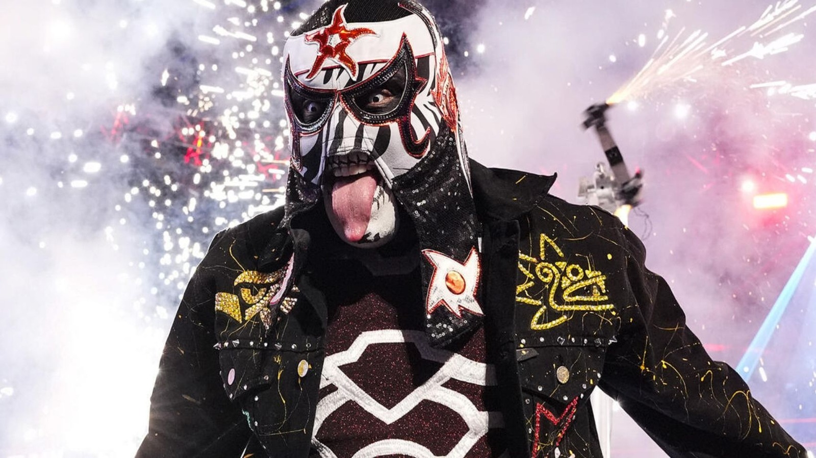 Penta Defeats Kofi Kingston, Retains WWE Men’s Intercontinental Title On Raw