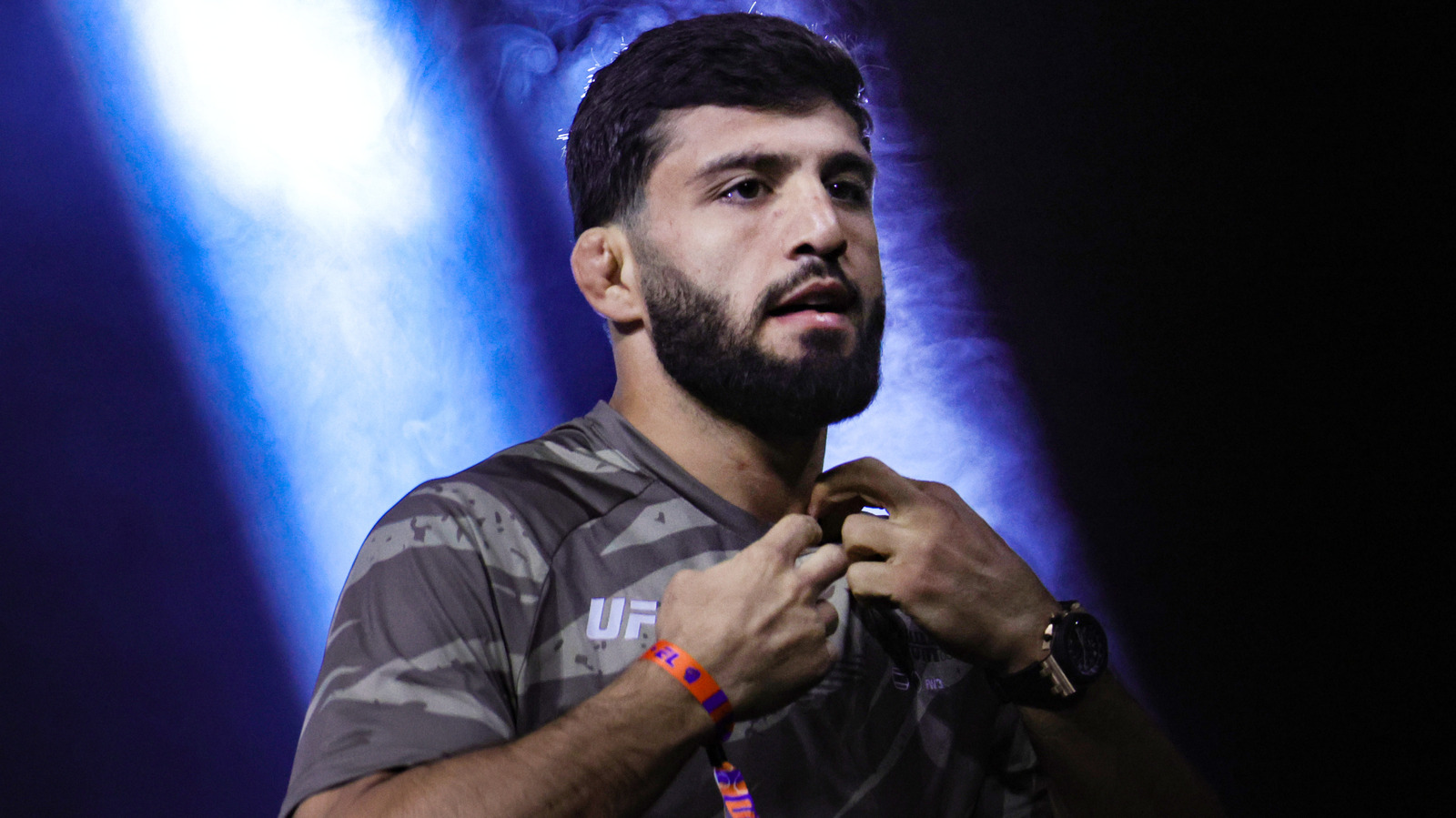 UFC & RAF’s Arman Tsarukyan Chokes Fan Out On Livestream
