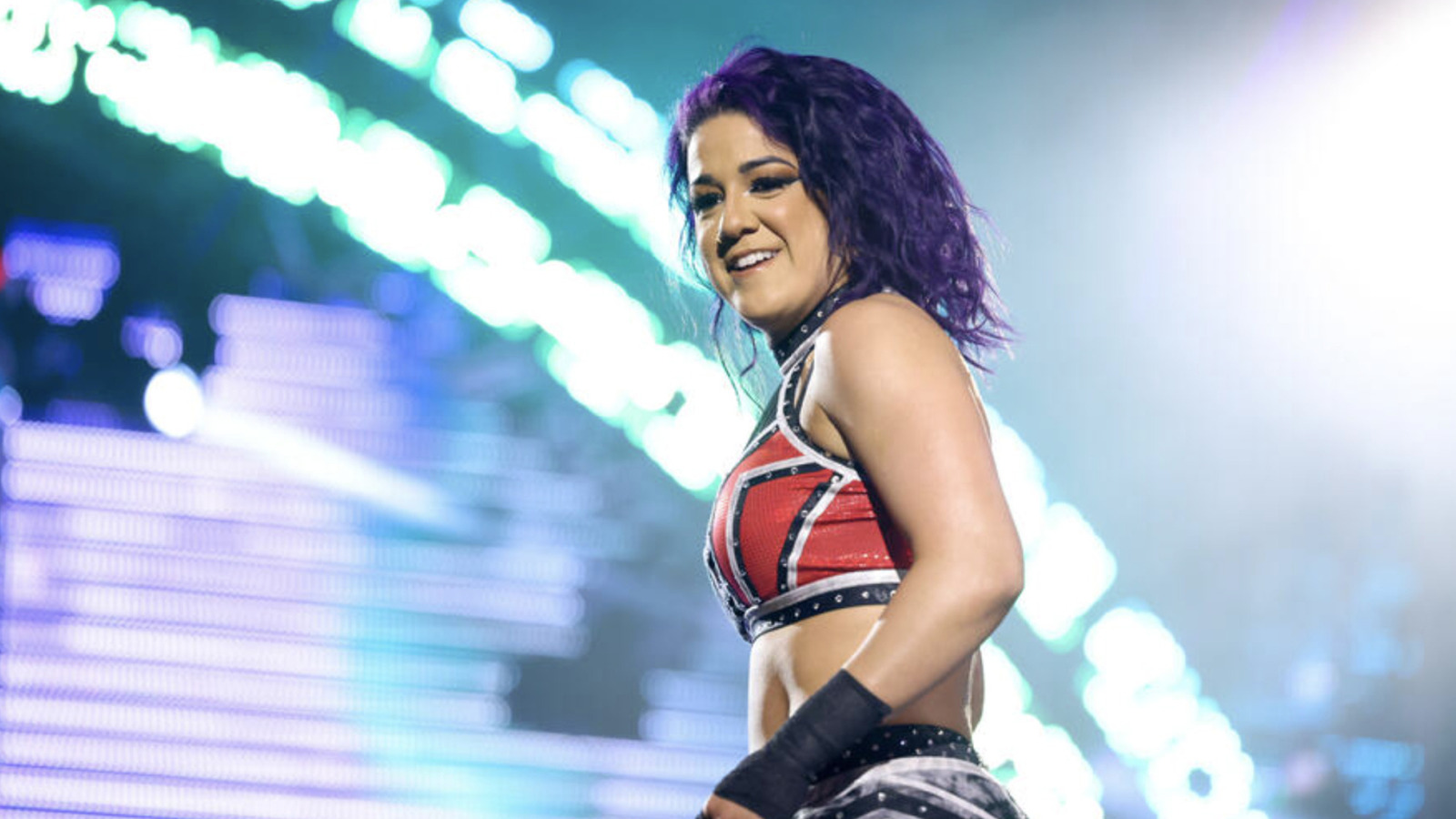 WWE SmackDown Results 4/10 – We Hear From Pat McAfee, Alexa Bliss Squares Off With Bayley & More