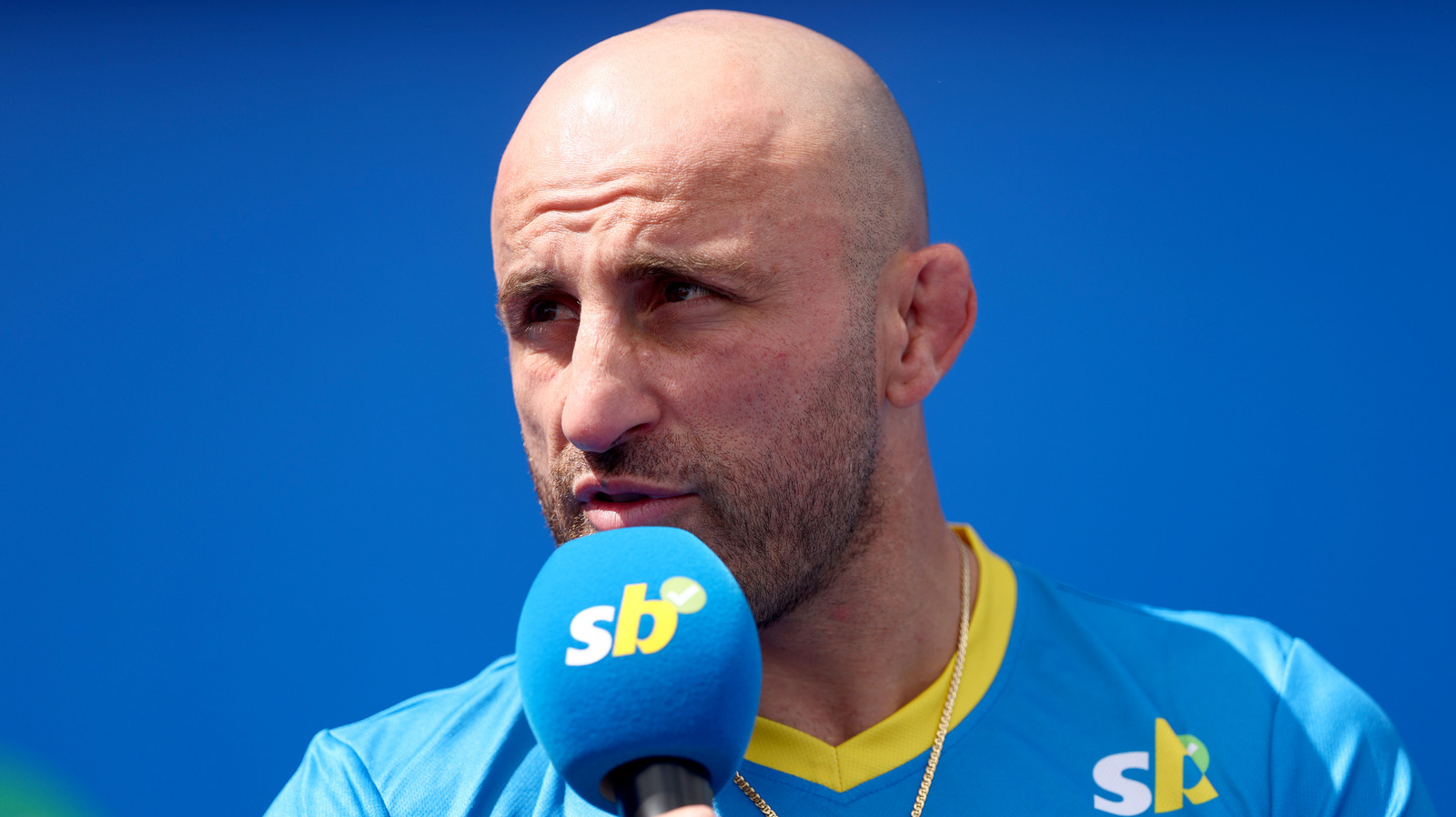 UFC Knockout Artist Wants To Retire Alexander Volkanovski