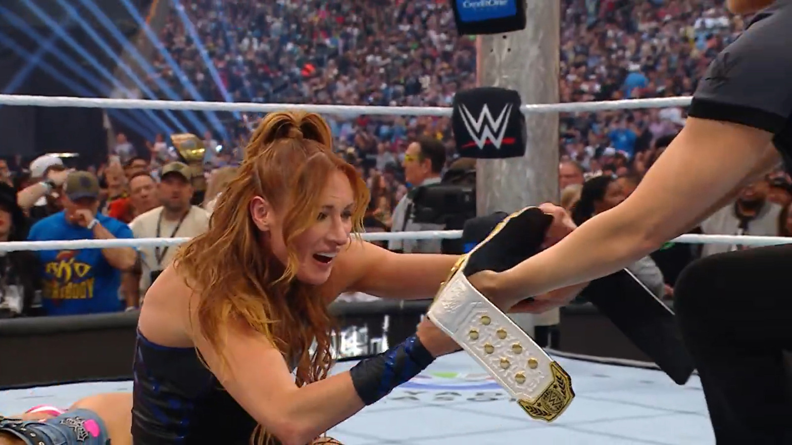 Becky Lynch Beats AJ Lee At WWE WrestleMania 42 To Regain IC Title