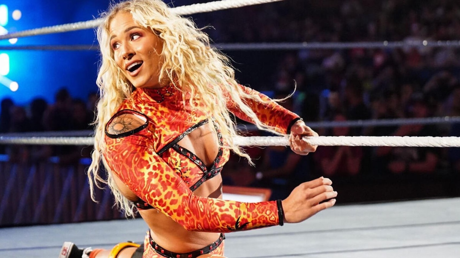 WWE NXT’s Zaria Costs Sol Ruca Her Raw Debut Match After Post-WrestleMania Call-Up