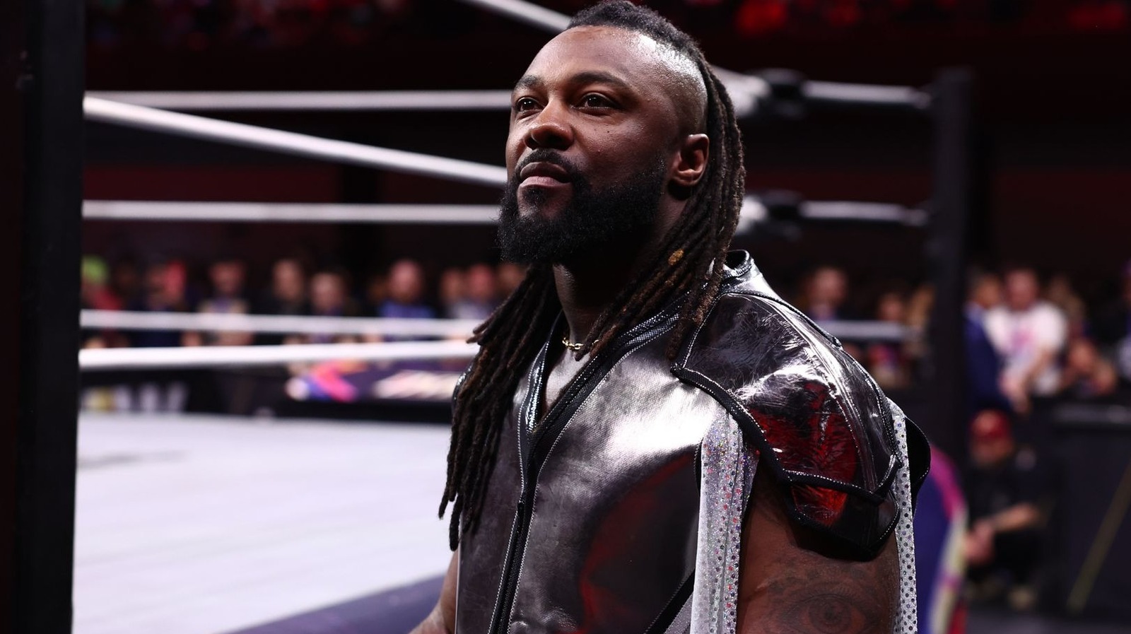 Former AEW Champ Swerve Strickland Reacts To Kofi Kingston’s WWE Departure