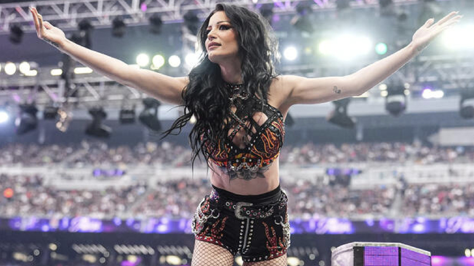 WWE Raw Results 5/18 – Women’s Tag Team Title On The Line, Oba Femi Open Challenge