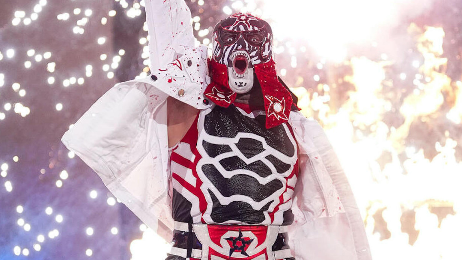 Penta And Rey Mysterio Agree To Future Intercontinental Championship Match On WWE Raw