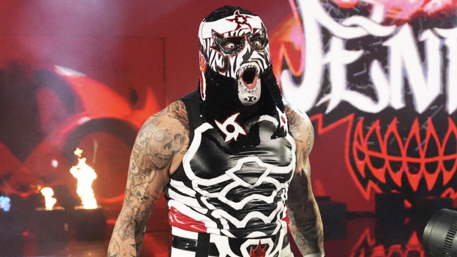 WWE Raw Results 5/25 – Intercontinental Title Up For Grabs, Oba Femi Appears & More