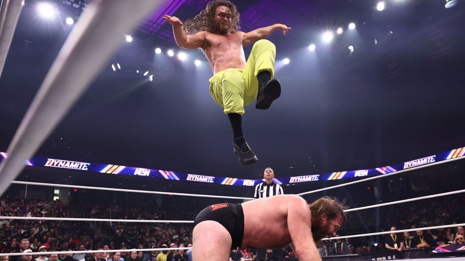 Backstage Report On Jack Perry Signing His AEW Contract On Dynamite