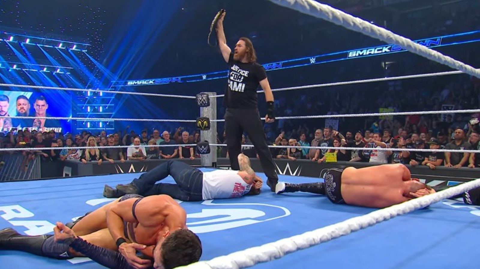 WWE SmackDown No. 1 Contender’s Match Ends In Chaos When Sami Zayn, CM Punk Interfere