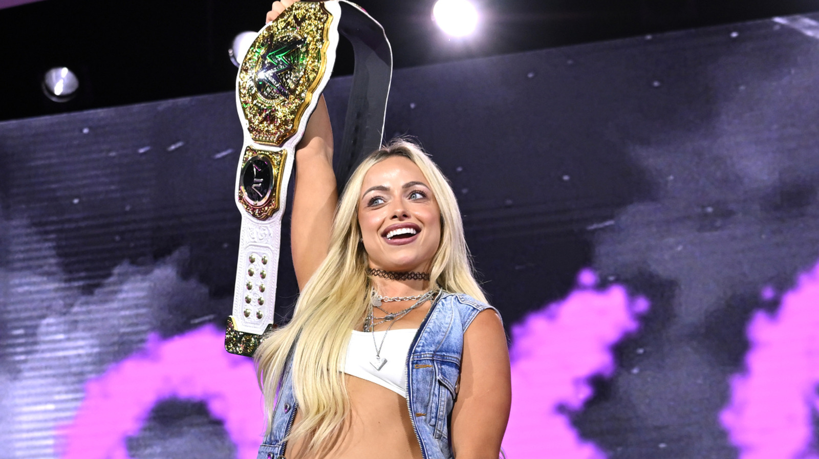 Liv Morgan Retains WWE Women’s World Title In Chaotic Raw Match