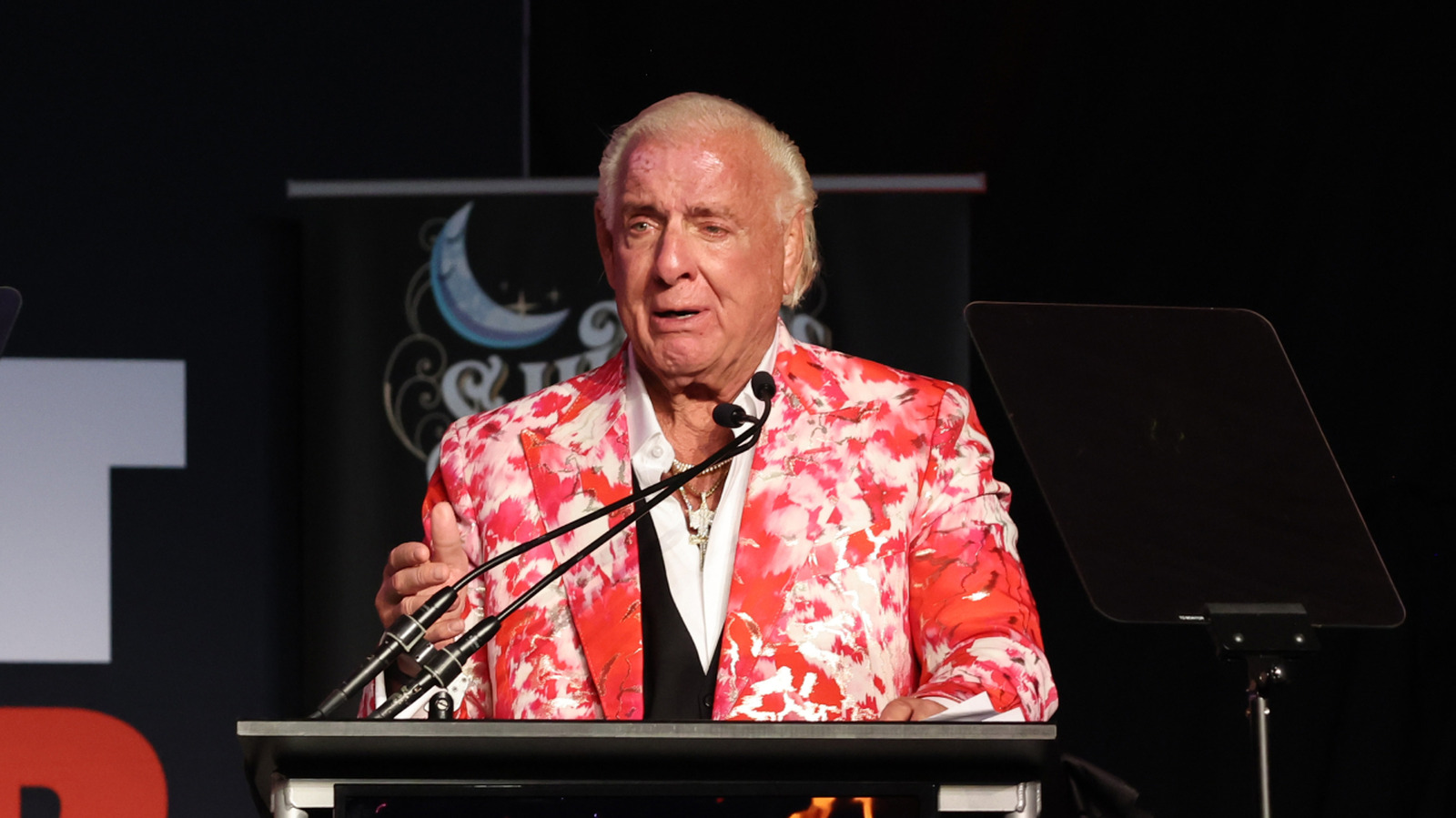 Ric Flair Posts New Photo Of Himself Heavily Bandaged Following Recent Hospitalization