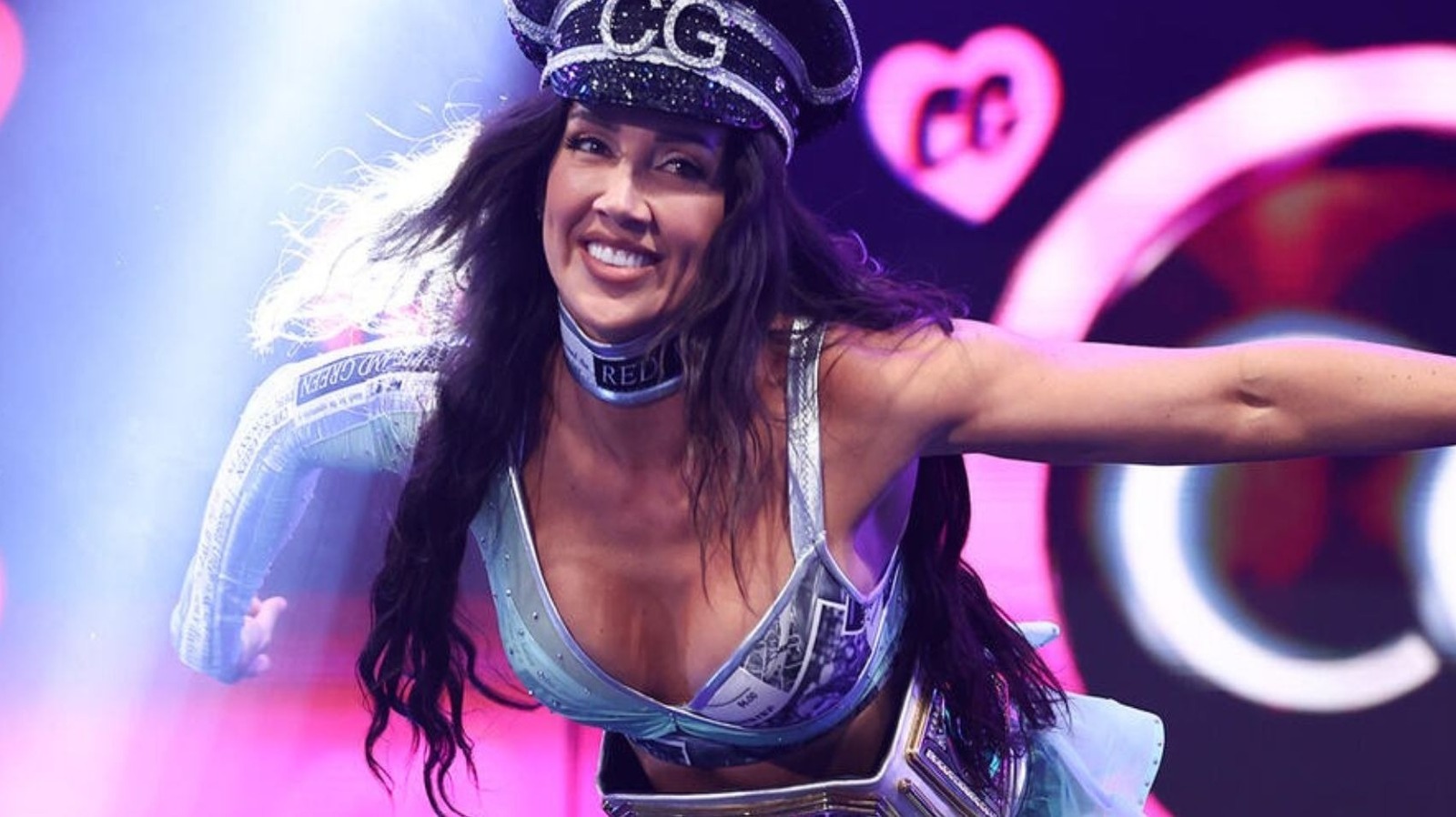 Chelsea Green Defeats Nikki Bella, Retains WWE Women’s Title On SmackDown